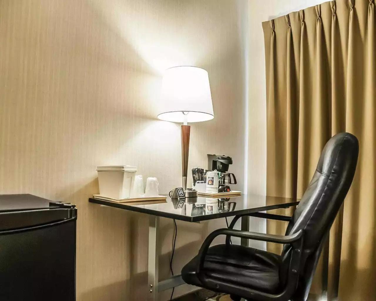 Comfort Inn Alma Buitenkant foto